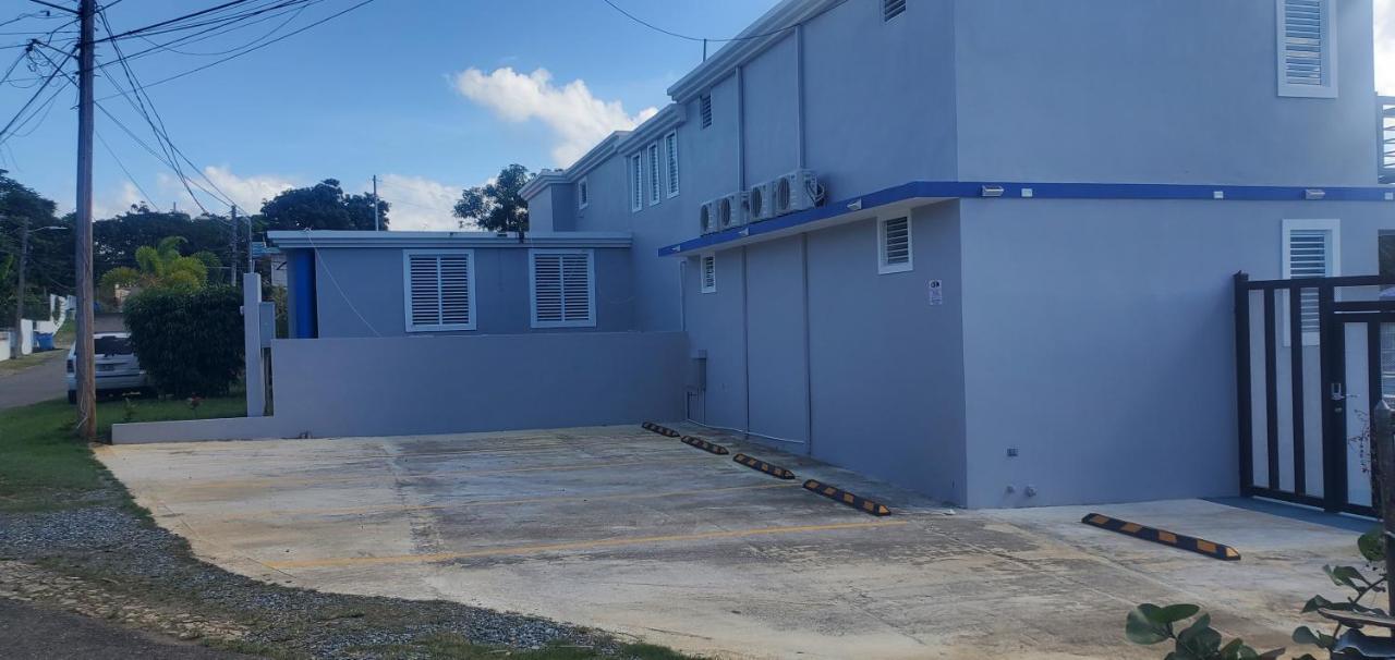 2 Palmas Str Hotel Aguadilla Eksteriør billede