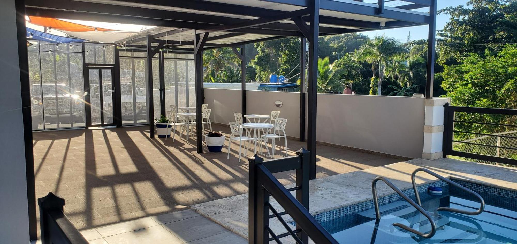 2 Palmas Str Hotel Aguadilla Eksteriør billede
